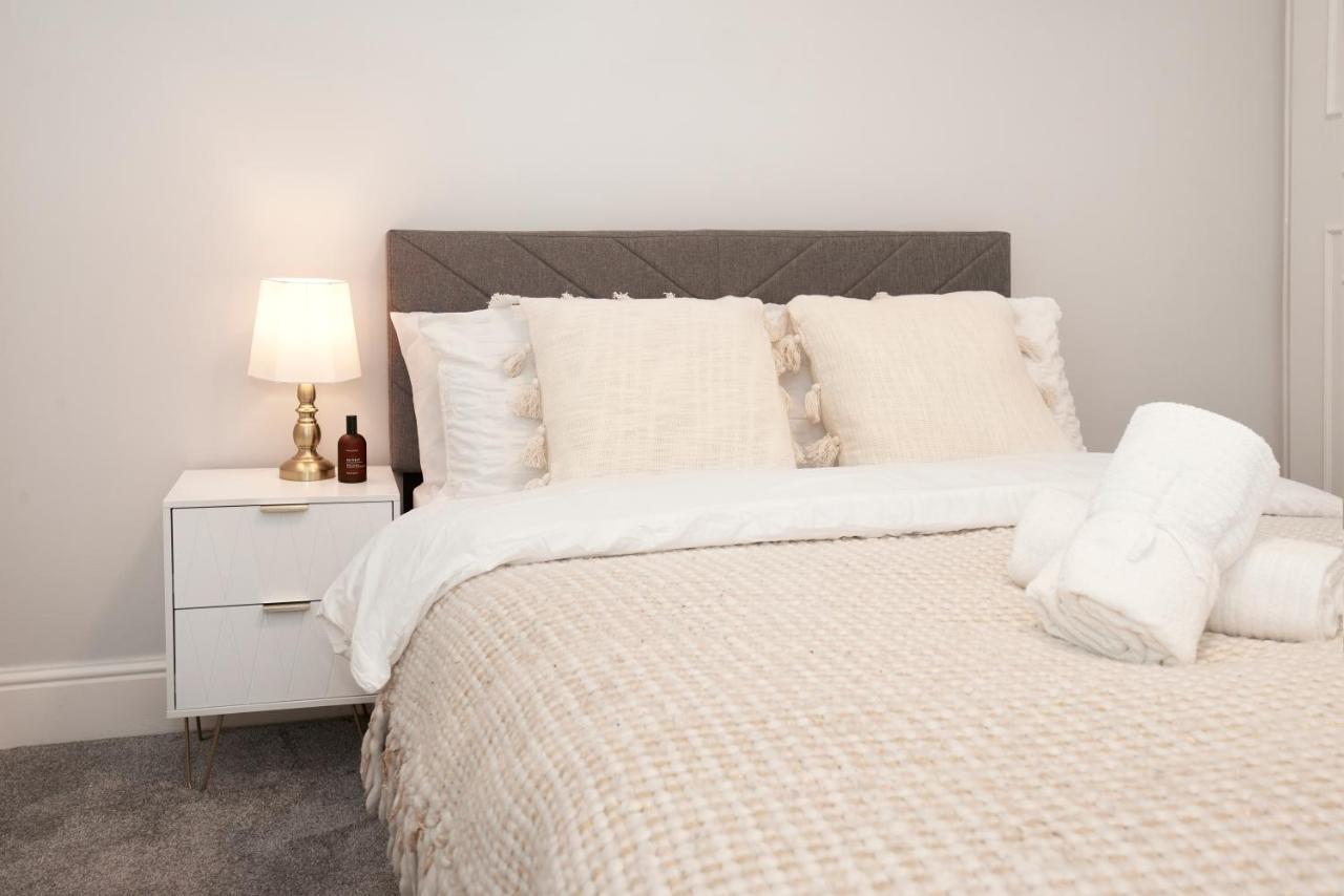Excellent, Three Bedroom North London Apartment With Free Parking Exterior photo